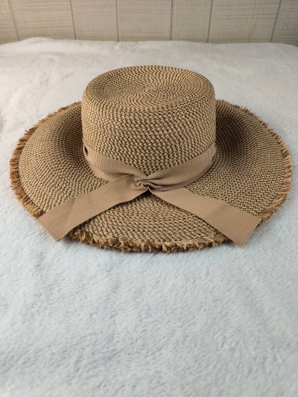 Eric Javits Aruba Packable Straw Hat Original Peanut Ribbon Chin Tie SPF